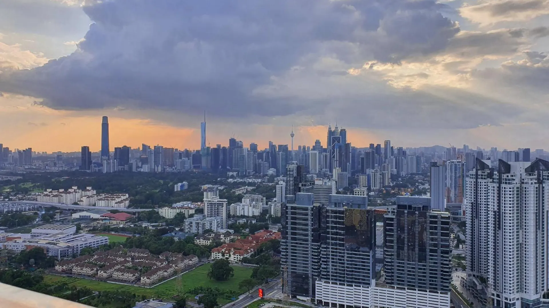 Apartment Reizz Homestay By Classy Kuala Lumpur